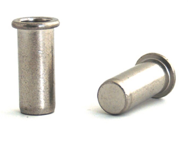 RF RUND KRAGE SLUTEN